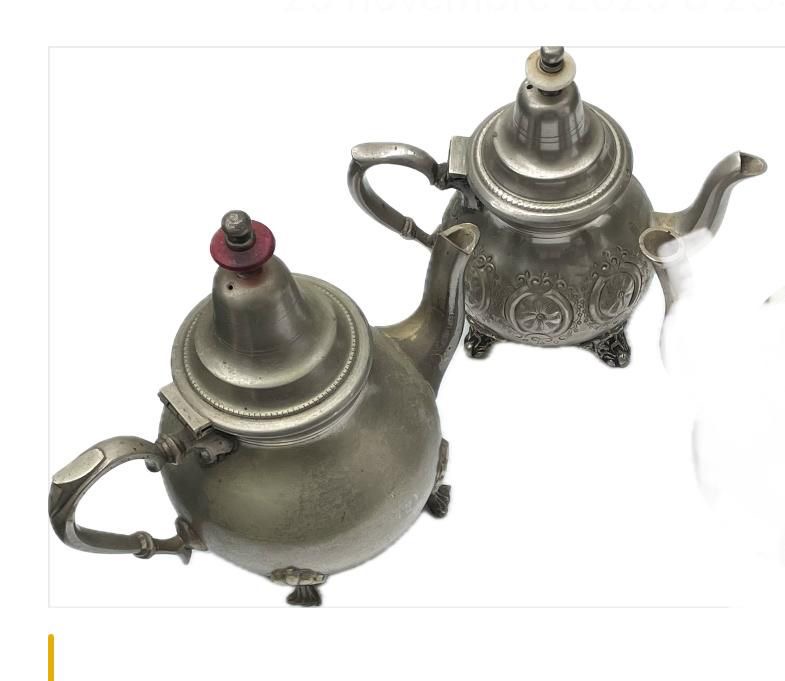 Lot de 2 théières orientales en métal